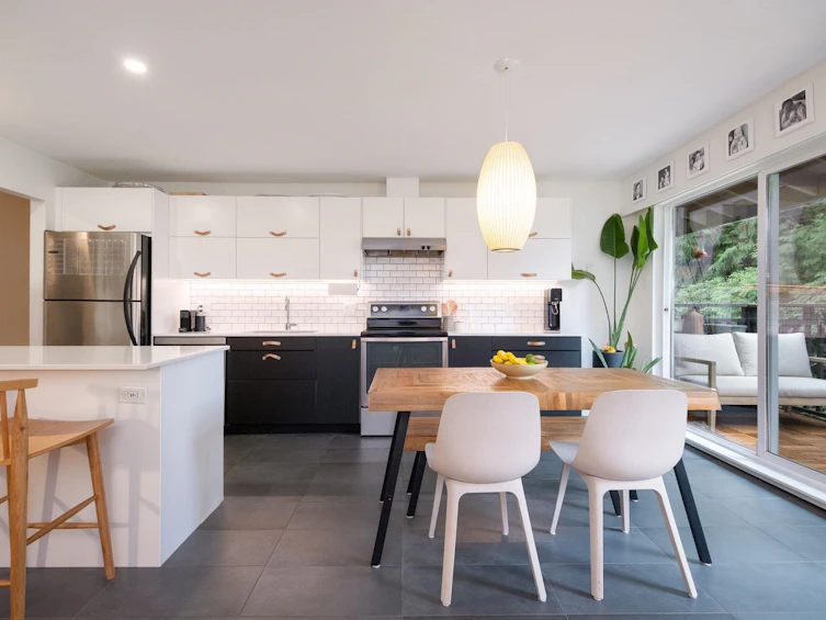 412-555 W 28 Street, North Vancouver, BC, V7N 2J7 - 3