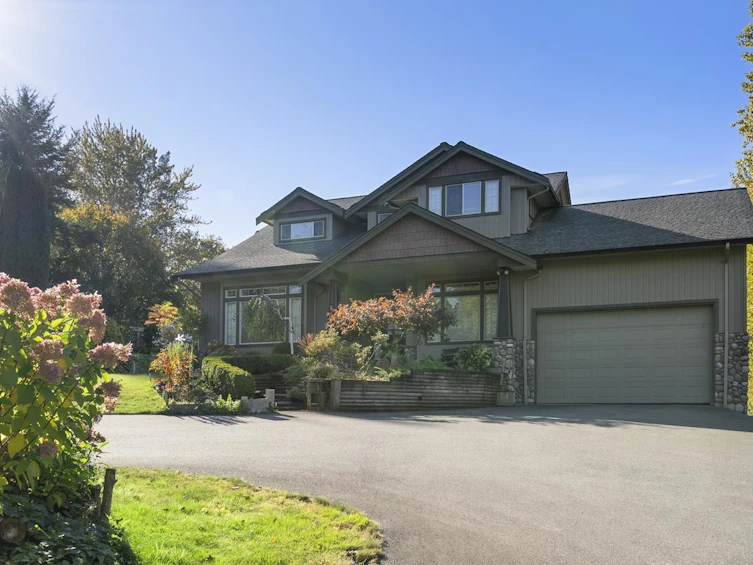 2-4615 232 Street, Langley, BC, V2Z 2S1