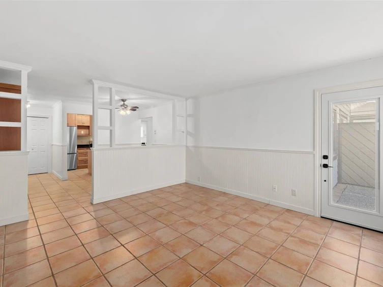 147-5421 10 Avenue, Delta, BC, V4M 3T9 - 3
