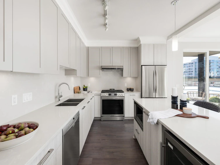 312-123 W 1st Street, North Vancouver, BC, V7M 0E5 - 18