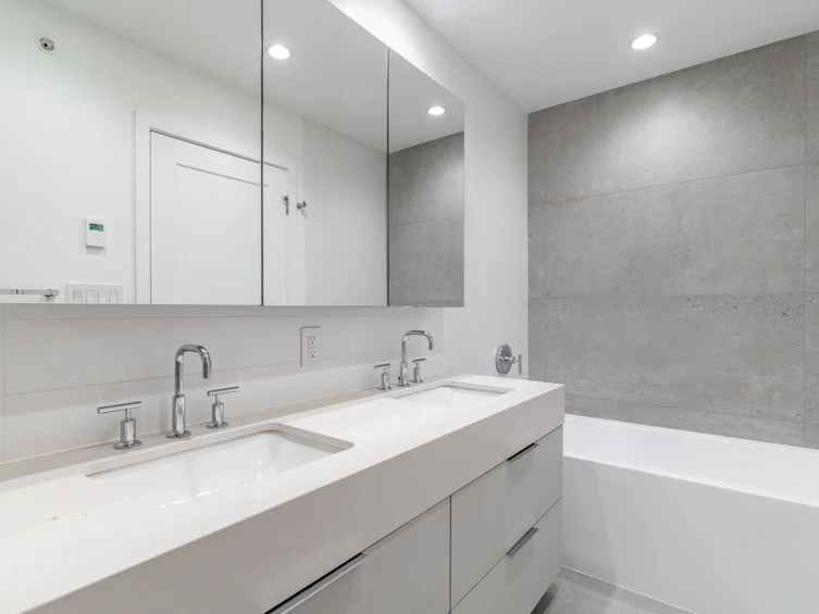 125-2070 Curling Road, North Vancouver, BC, V7P 0C9 - 31