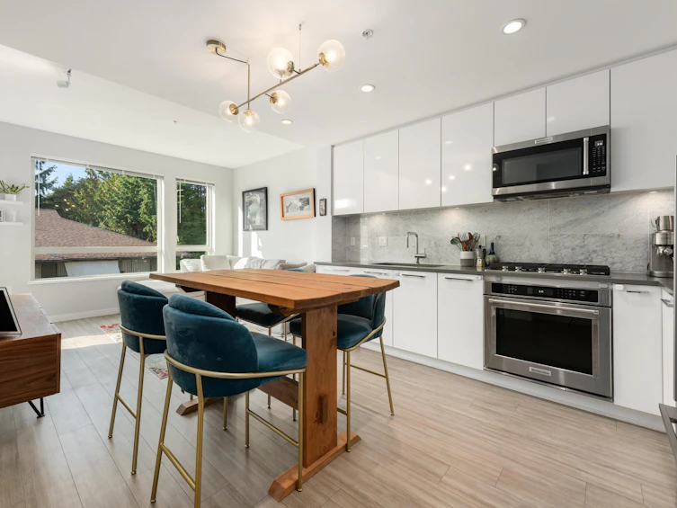 311-2651 Library Lane, North Vancouver, BC, V7J 0C1 - 3