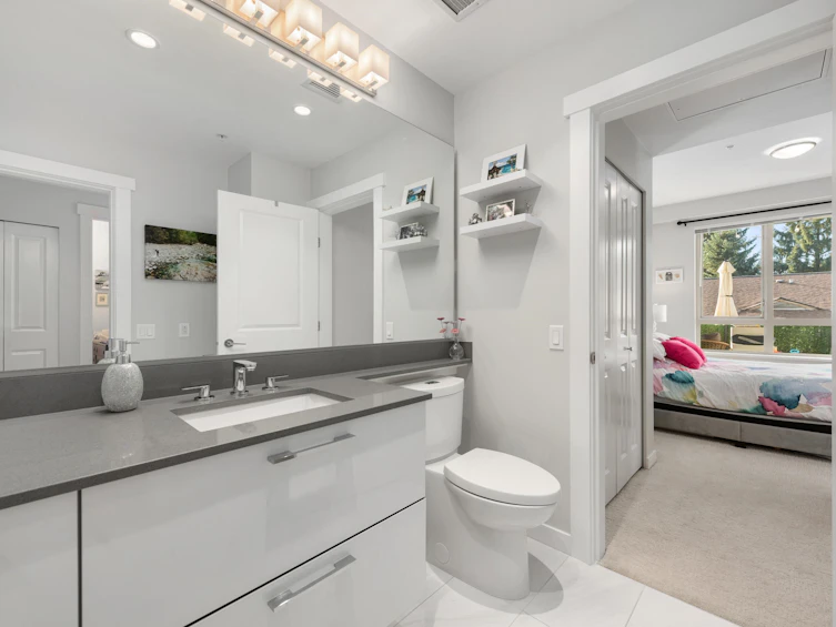 311-2651 Library Lane, North Vancouver, BC, V7J 0C1 - 18