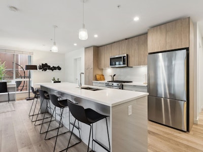 309-128 E 8th Street - 3