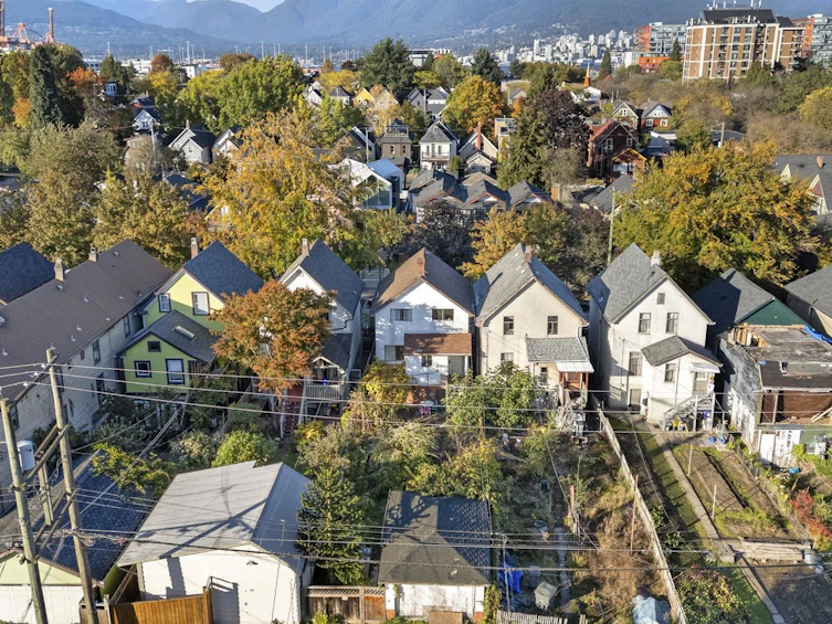 858 Union Street, Vancouver, BC, V6A 2C4 - 37