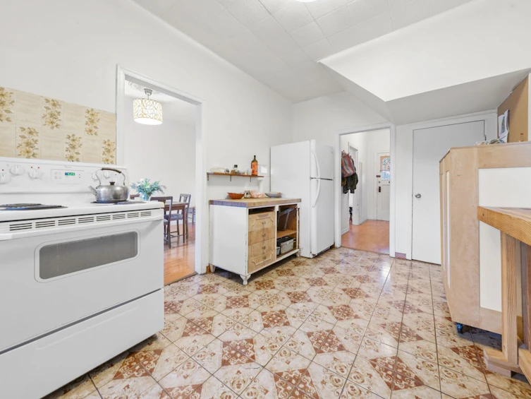 858 Union Street, Vancouver, BC, V6A 2C4 - 12