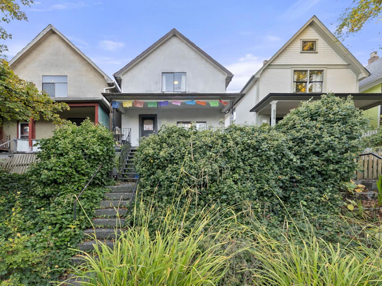 858 Union Street, Vancouver, BC, V6A 2C4