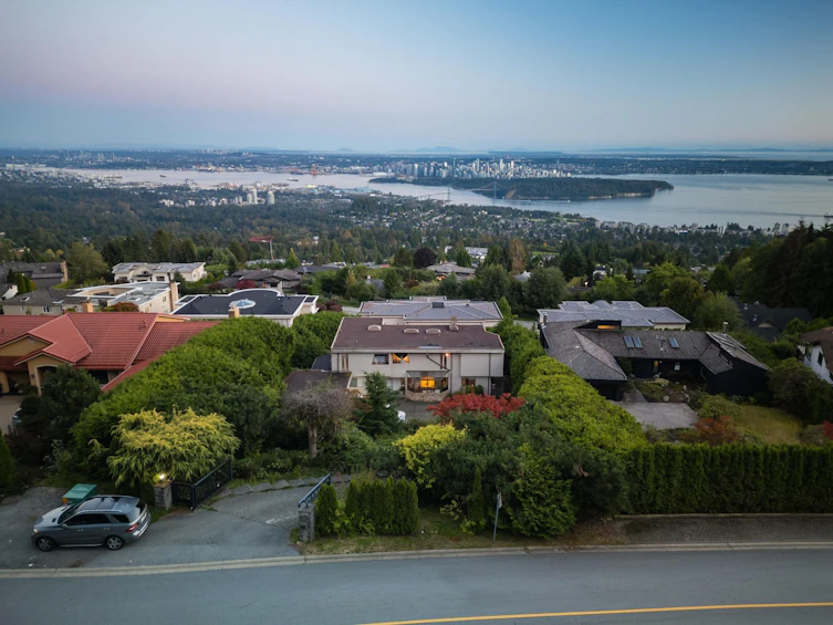1591 Chartwell Drive, West Vancouver, BC, V7S 2R9 - 9