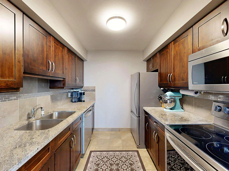 802-3920 Hastings Street, Burnaby, BC, V5C 6C7 - 10