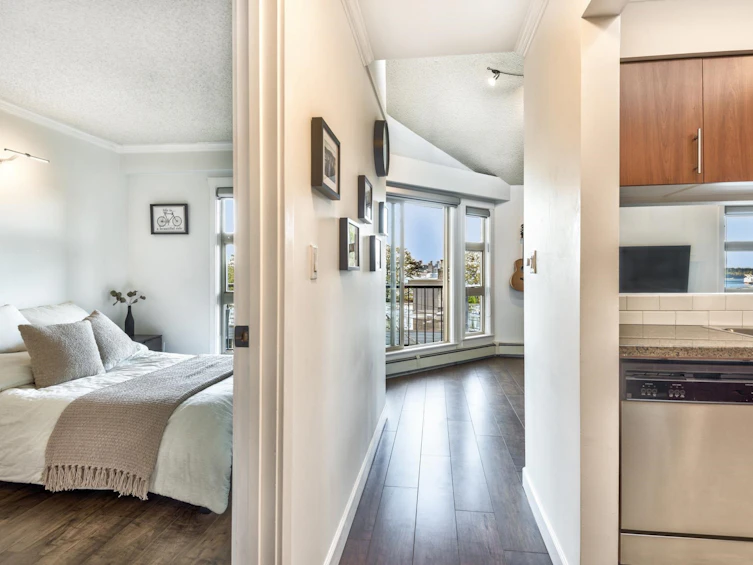 305-235 W 4th Street, North Vancouver, BC, V7M 1H8 - 8