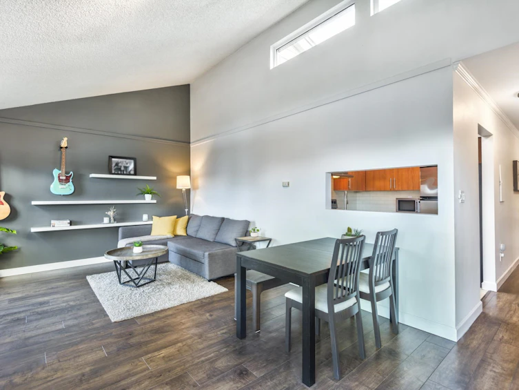 305-235 W 4th Street, North Vancouver, BC, V7M 1H8 - 3