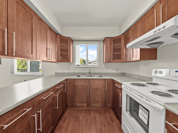 12178 97 Avenue, Surrey, BC, V3V 2C9 - 8