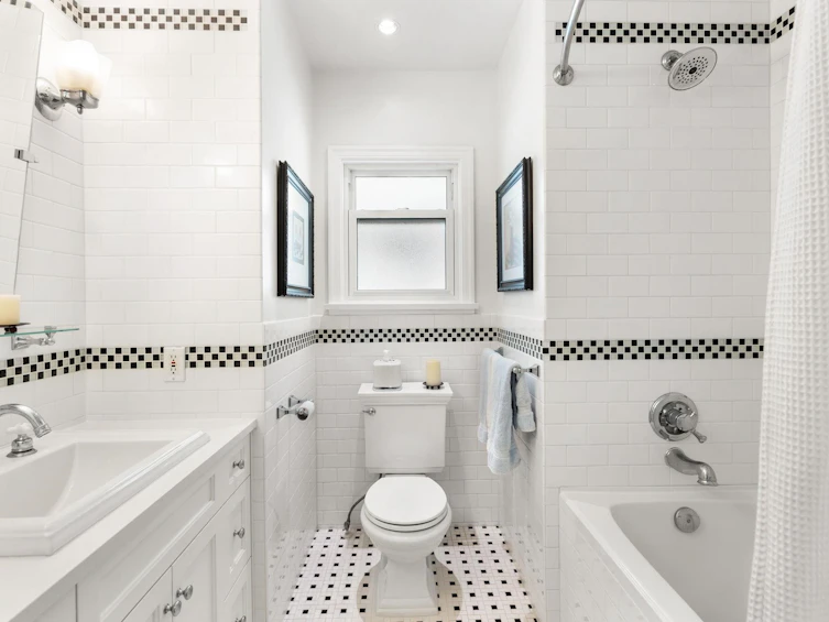 2857 W 35th Avenue, Vancouver, BC, V6N 2M3 - 27