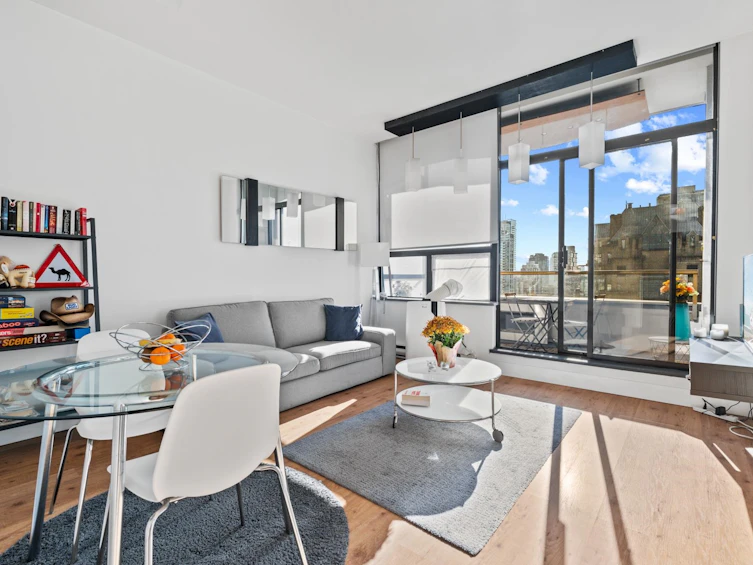 910-1010 Howe Street, Vancouver, BC, V6Z 1P5 - 13