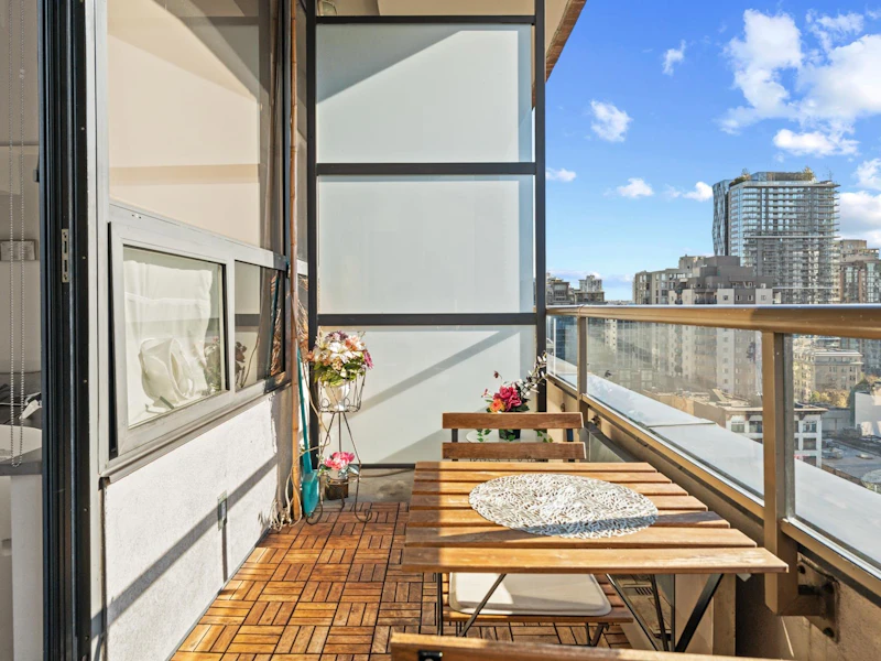 910 - 1010 Howe Street, Vancouver BC V6Z 1P5