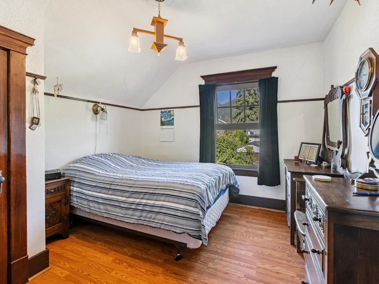 234 W Windsor Road, North Vancouver, BC, V7N 2N1 - 21