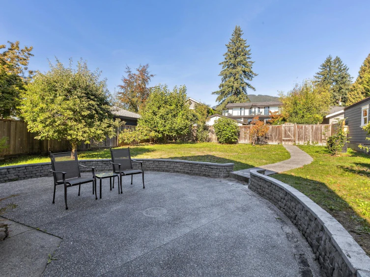 234 W Windsor Road, North Vancouver, BC, V7N 2N1 - 34