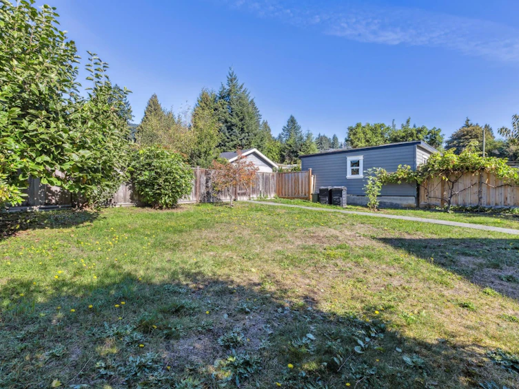 234 W Windsor Road, North Vancouver, BC, V7N 2N1 - 35