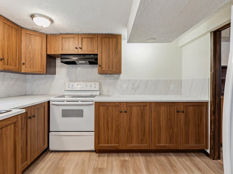 234 W Windsor Road, North Vancouver, BC, V7N 2N1 - 28