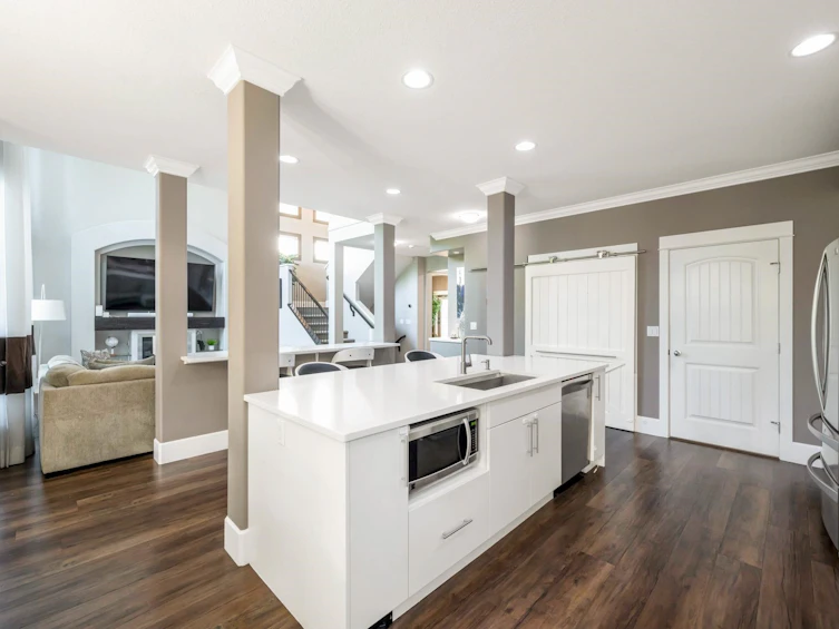 8343 209a Street, Langley, BC, V2Y 0A5 - 8