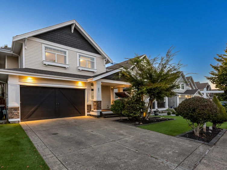 8343 209a Street, Langley, BC, V2Y 0A5 - 2