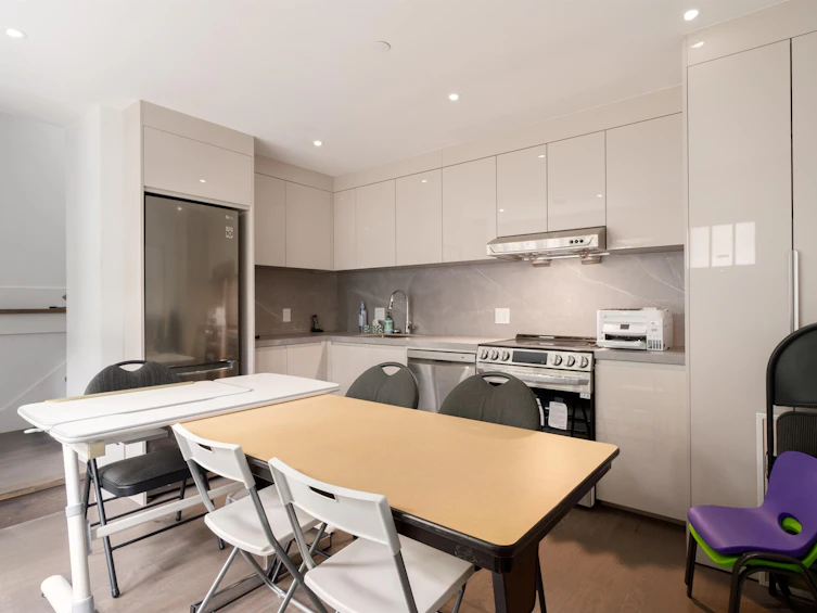 3792 W 34th Avenue, Vancouver, BC, V6N 2L1 - 33