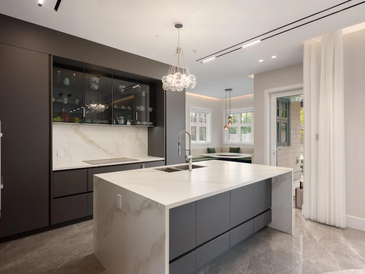 3792 W 34th Avenue, Vancouver, BC, V6N 2L1 - 10