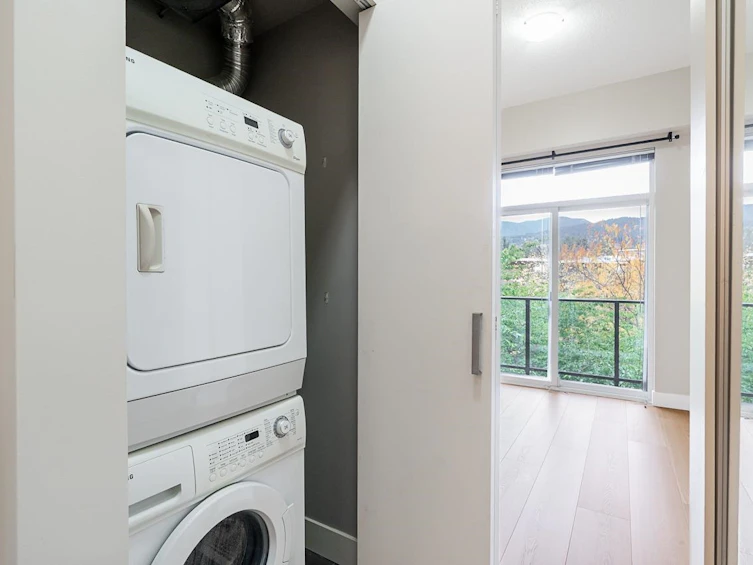 402-2957 Glen Drive, Coquitlam, BC, V3B 0B5 - 19