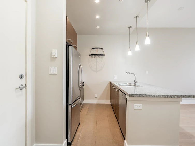 402-2957 Glen Drive, Coquitlam, BC, V3B 0B5 - 7