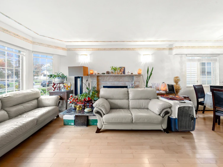 350 E 50th Avenue, Vancouver, BC, V5X 1A8 - 3
