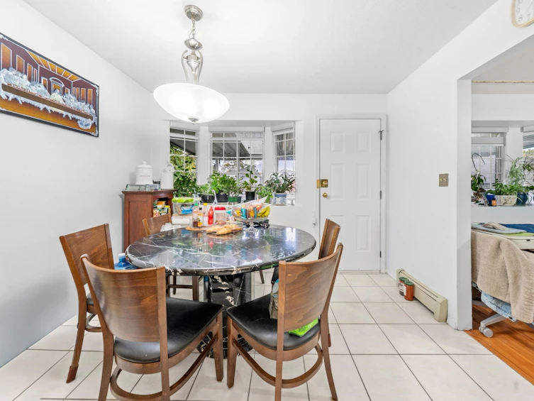 350 E 50th Avenue, Vancouver, BC, V5X 1A8 - 13