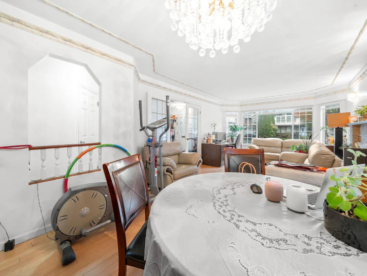 350 E 50th Avenue, Vancouver, BC, V5X 1A8 - 12