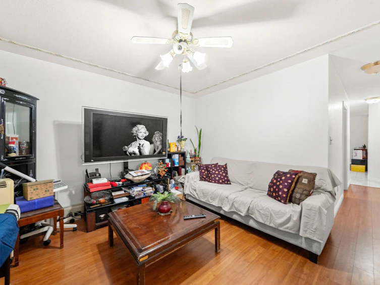 350 E 50th Avenue, Vancouver, BC, V5X 1A8 - 23