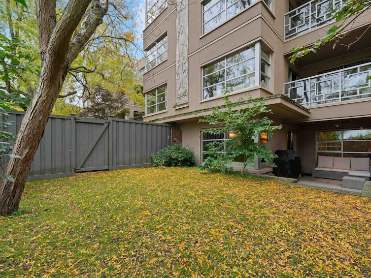 102-3083 W 4th Avenue, Vancouver, BC, V6K 1R5