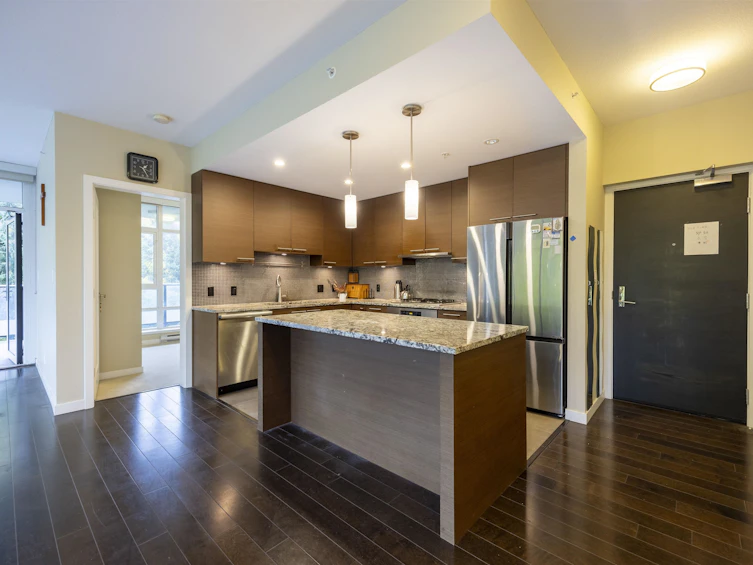205-6168 Wilson Avenue, Burnaby, BC, V5H 0B2 - 6