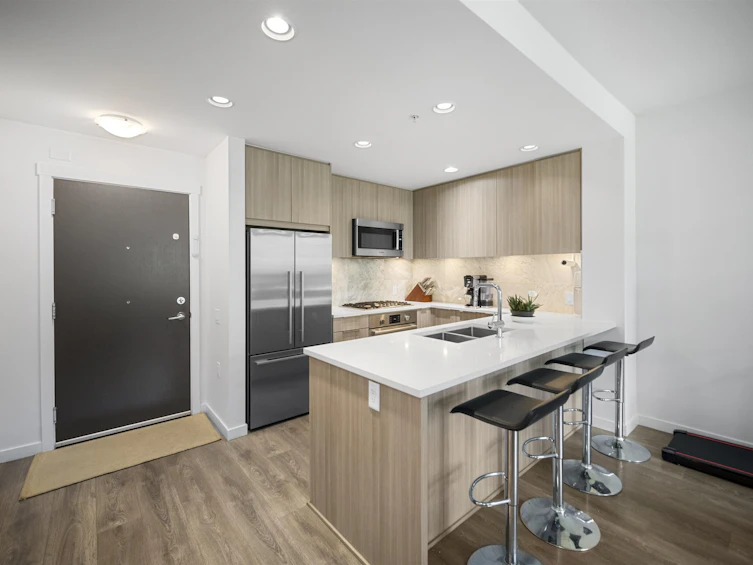 214-3289 Riverwalk Avenue, Vancouver, BC, V5S 0G2 - 3