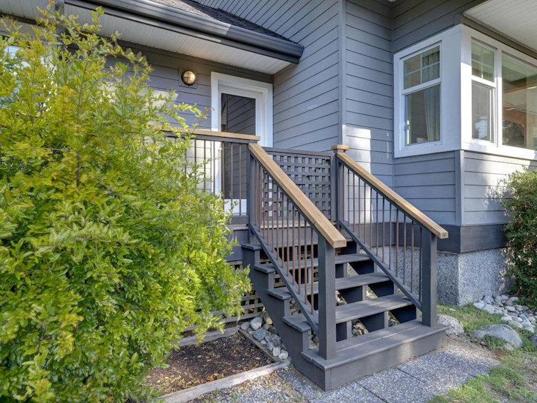 8116 Southwood Road, Halfmoon Bay, BC, V7Z 1A7 - 31