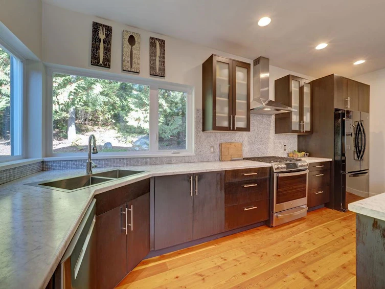8116 Southwood Road, Halfmoon Bay, BC, V7Z 1A7 - 11