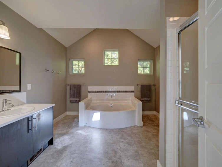 8116 Southwood Road, Halfmoon Bay, BC, V7Z 1A7 - 21