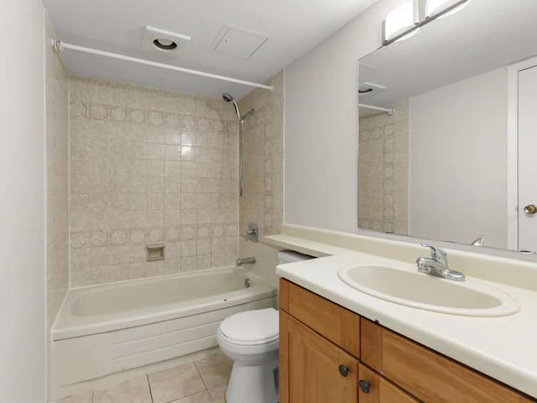 202-8760 Westminster Highway, Richmond, BC, V6X 1A8 - 16