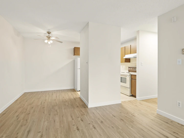 202-8760 Westminster Highway, Richmond, BC, V6X 1A8 - 9