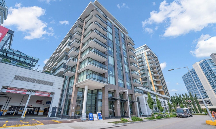 605-8160 Mcmyn Way