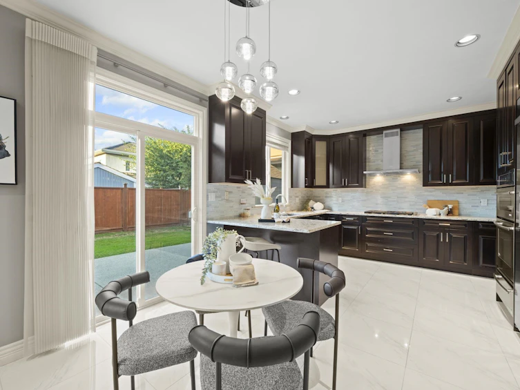 6215 Garrison Court, Richmond, BC, V7C 5S2 - 11