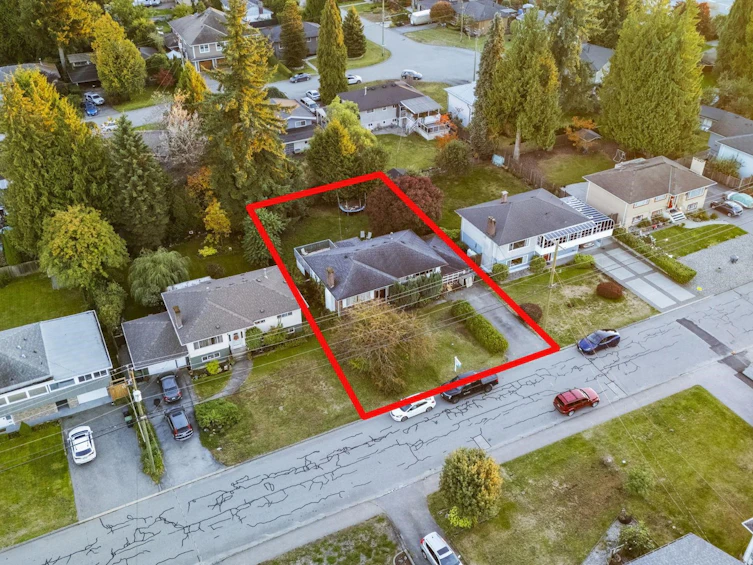 1750 Regan Avenue, Coquitlam, BC, V3J 3B9 - 4