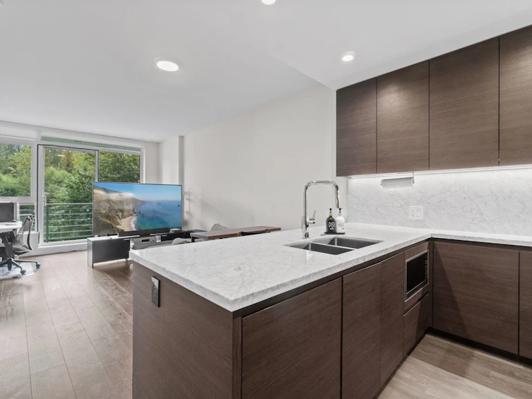 405-305 Morrissey Road, Port Moody, BC, V3H 0M3 - 5