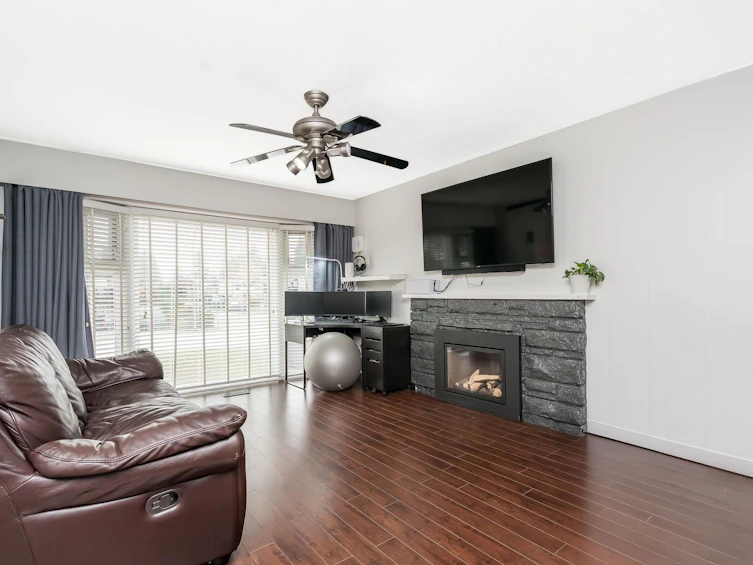 11713 94 Avenue, Delta, BC, V4C 3R5 - 7