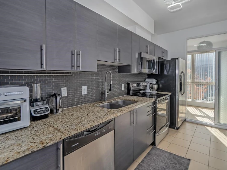212-2239 Kingsway, Vancouver, BC, V5N 0E5 - 13
