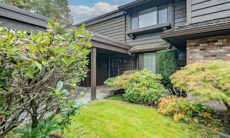 54-8111 Saunders Road
