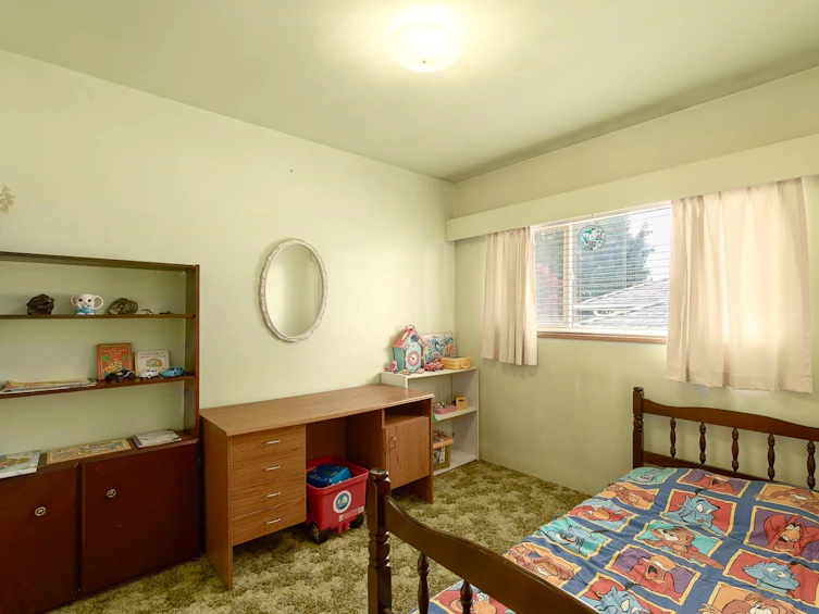 6465 Dawson Street, Burnaby, BC, V5B 2W7 - 14