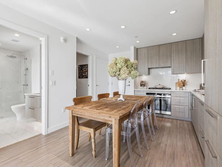 307-707 E 3rd Street, North Vancouver, BC, V7L 1G8 - 9